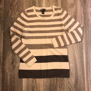 Wool Valerie Bertinelli sweater